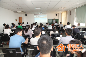 培訓師如何對導購員進行銷售技巧的培訓？